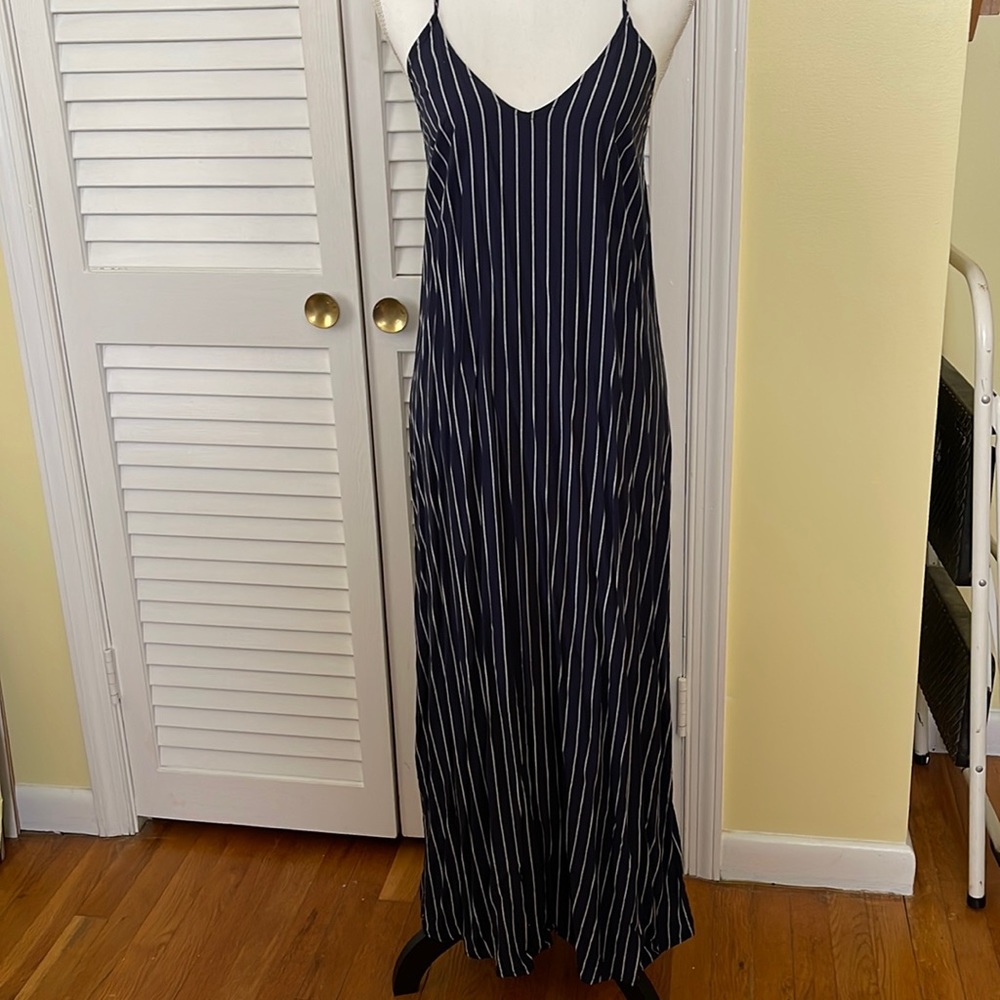 5/$30 Old Navy Striped Maxi Dress